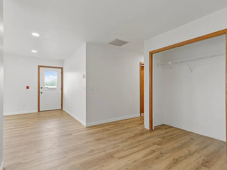 604 S Main St #3 — Photo 16