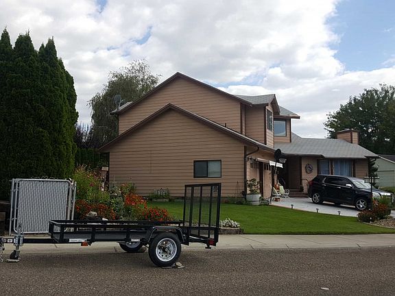 3rd image of 630 Westwind Dr