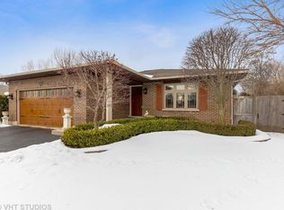 526 N Garfield Blvd, Grayslake, IL 60030
