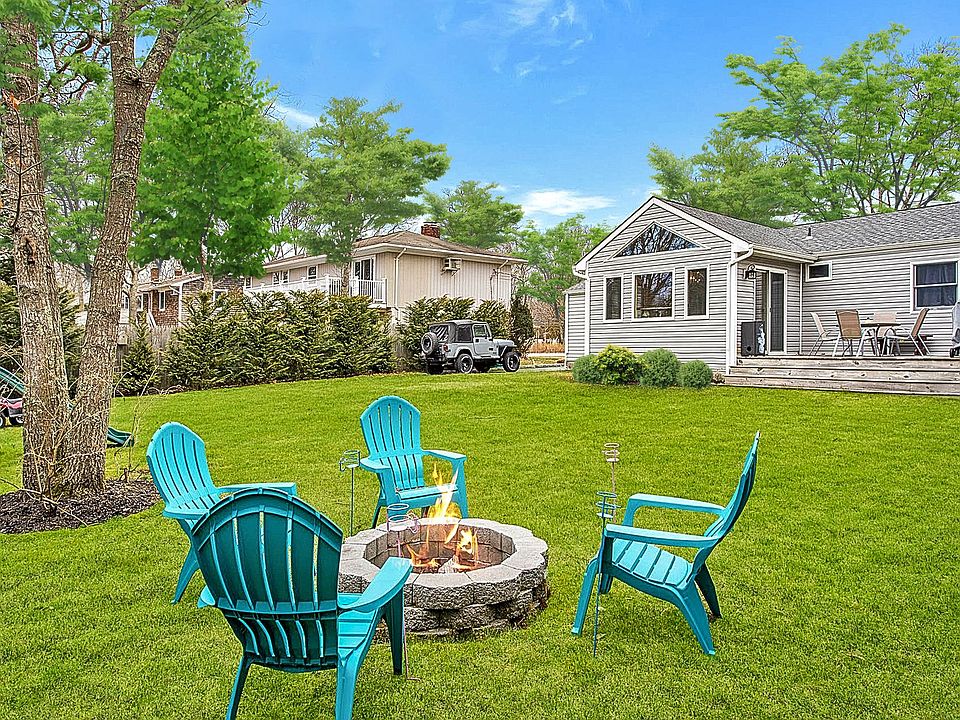 1st image of 45 Palo Alto Dr