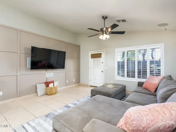 8161 W Pontiac Dr, Peoria, AZ 85382