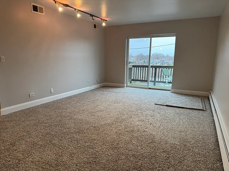8232 Niles Center Rd #316 — Photo 8
