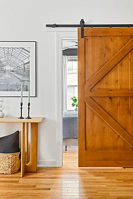 Sold by Compass | media 6