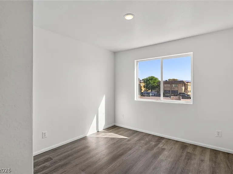 2301 Seco Adobe Cir #204 — Photo 11