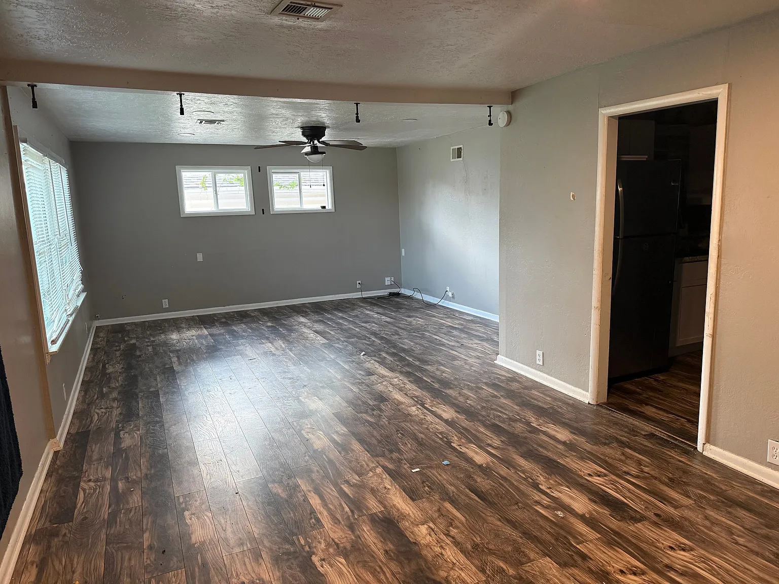 3 bed, 2.0 bath, $1,450 — Photo 2