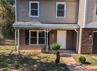 6709 Magnolia Ct, Raleigh, NC 27612