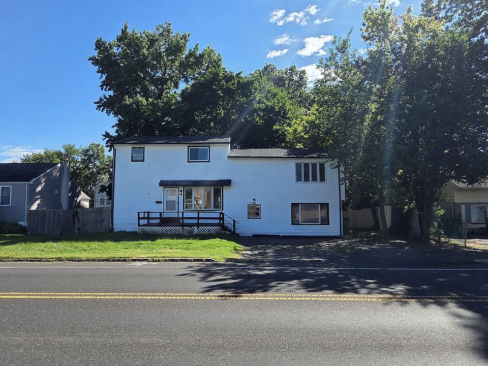 1st image of 1019 Green Ln