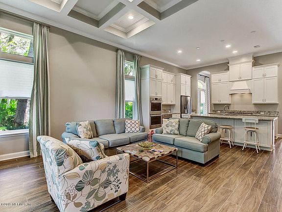 3rd image of 96132 Ocean Breeze Dr