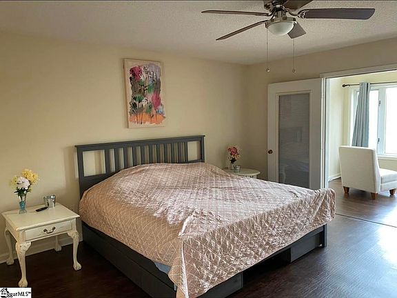 5th image of 112 Northlake Dr