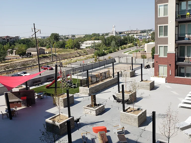 Plaza Deck