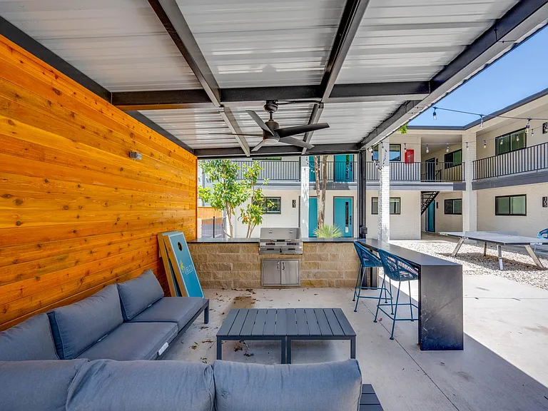 The Delta Apartments — Photo 11