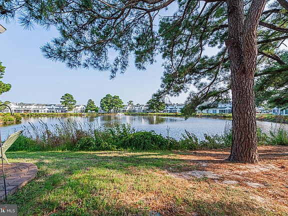 4th image of 38287 Cardinal Ln Unit 136