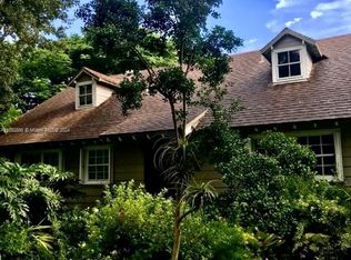 8420 SW 70th St, Miami, FL 33143