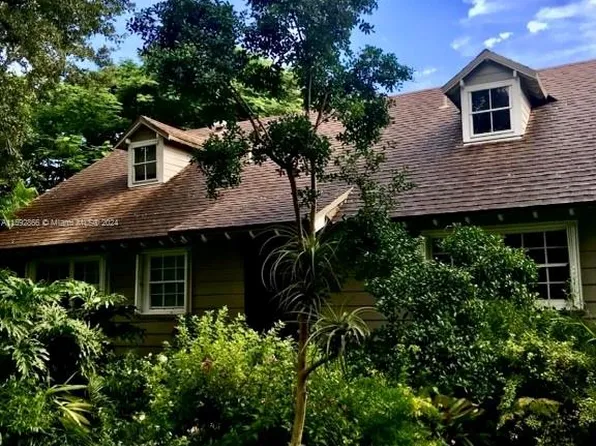 8420 SW 70th St, Miami, FL 33143