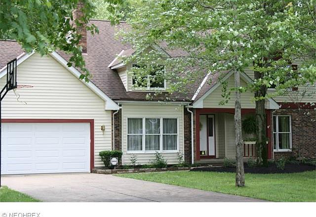 2nd image of 38425 River Ridge Ct