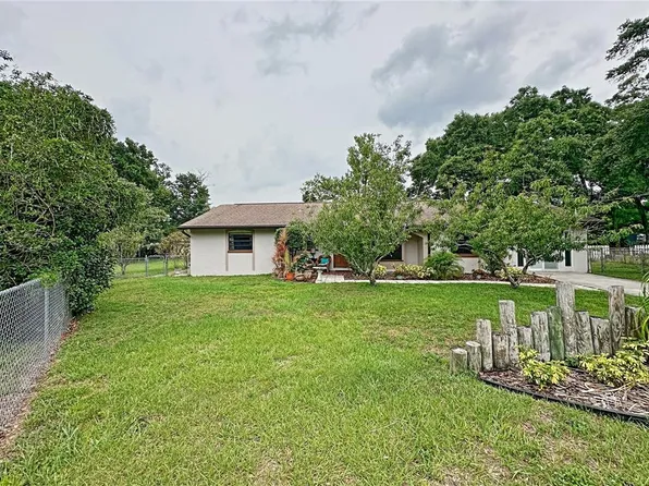 902 Homewood Dr, Brandon, FL 33511