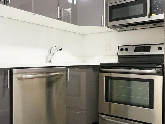 3rd image of 14 Marion St #22RZ