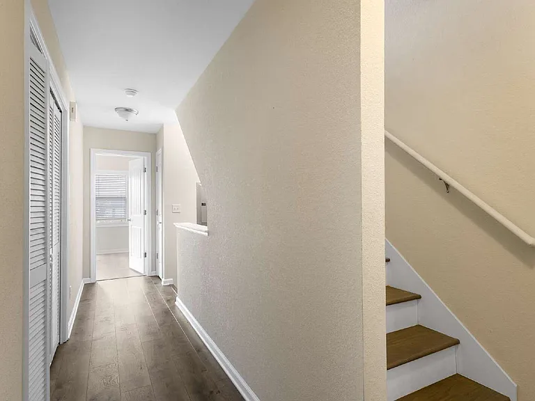 212 Bridgeview Ct #A — Photo 28