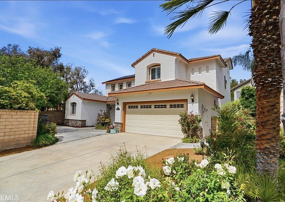 1st image of 23325 Cuestport Dr
