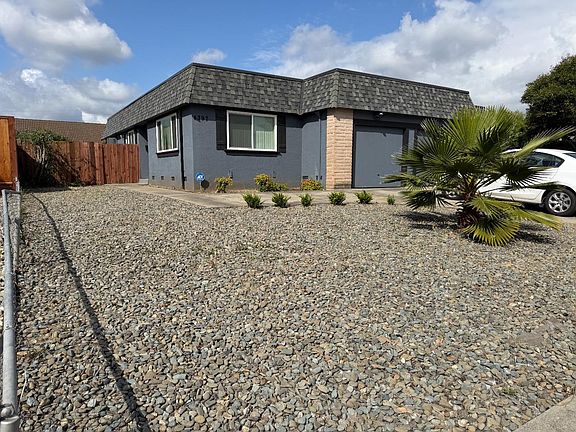 2nd image of 4395-4397 Wessex Dr