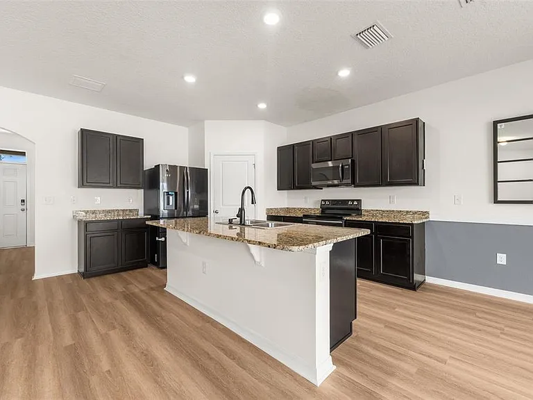 8008 SW 62nd Ct — Photo 12