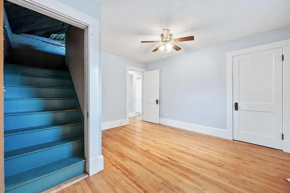 4 bed, 1800 sqft, $2,500 — Photo 3