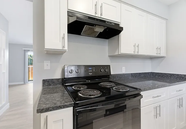 6625 N Standard St — Photo 13