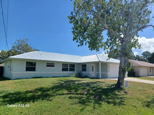5680 Hemsing St, Cocoa, FL 32927