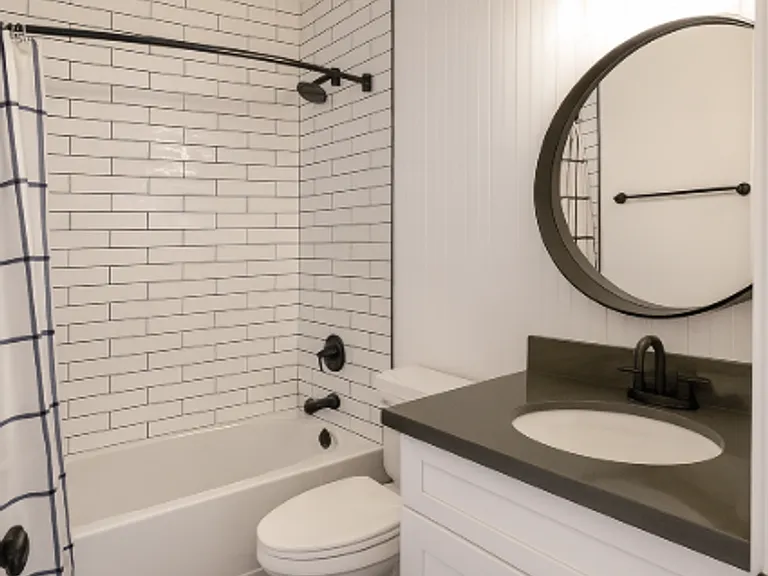 3808 E Polk St — Photo 18
