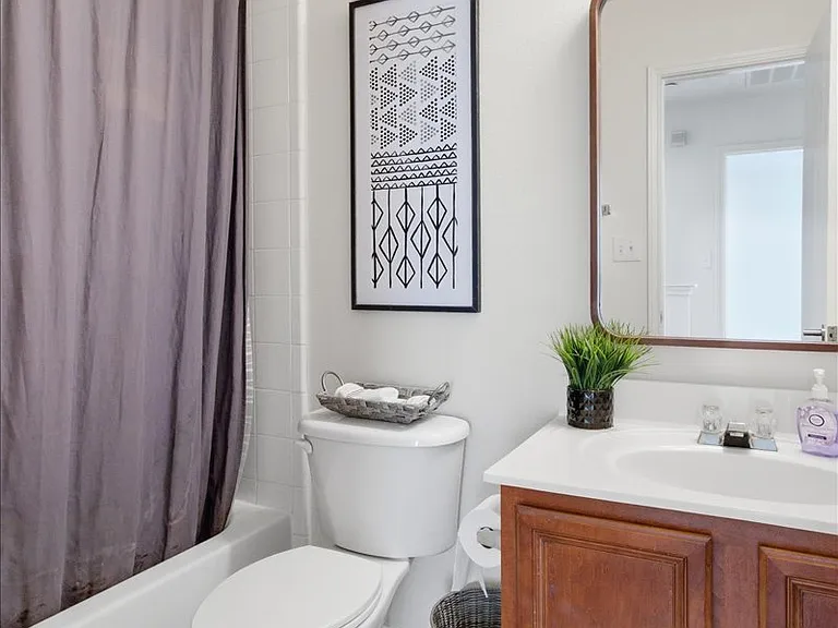 7237 Rembrandt Dr — Photo 14