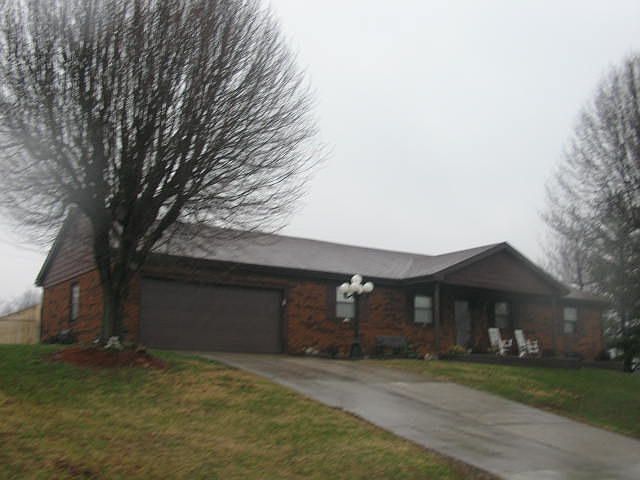 1st image of 1513 Camelot Dr