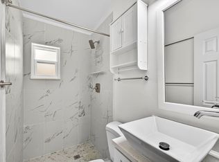 1008 1st St, Indian Rocks Beach, FL 33785