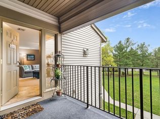 12 Sam Bonnell Dr, Clinton, NJ 08809