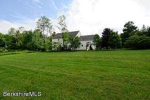 150 Turkey Trot rear lawn