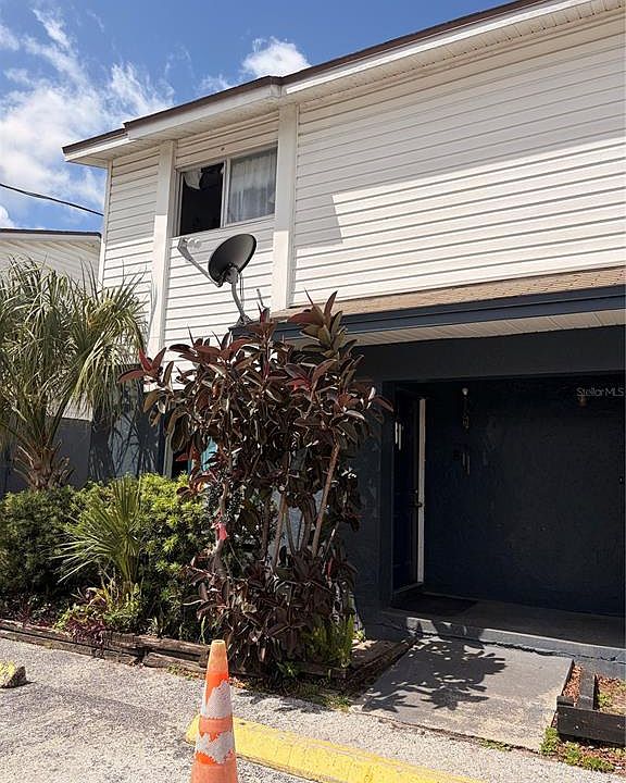 1st image of 13050 LONDONDARY PLACE