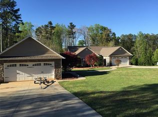 629 Cooper Valley Rd, Martin, GA 30557