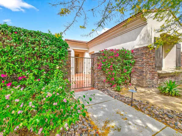 120 Tesori Dr, Palm Desert, CA 92211