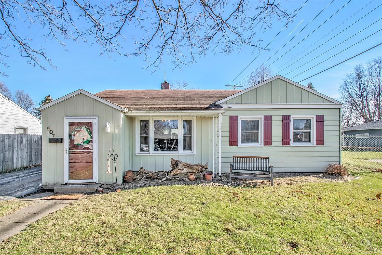 507 Ottoson St photo 1