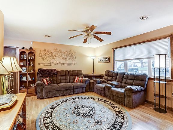 5th image of 1022 Stonyridge Ave