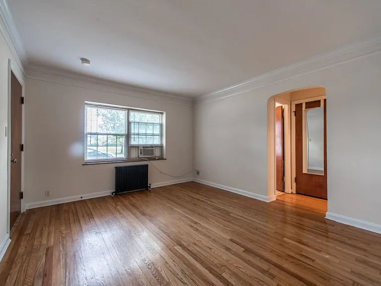 1br Near Uc, Daap & Hospitals | Prime Riddle Road Location — Photo 53