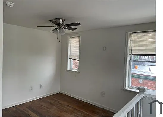 4215 Viola St #2R — Photo 3
