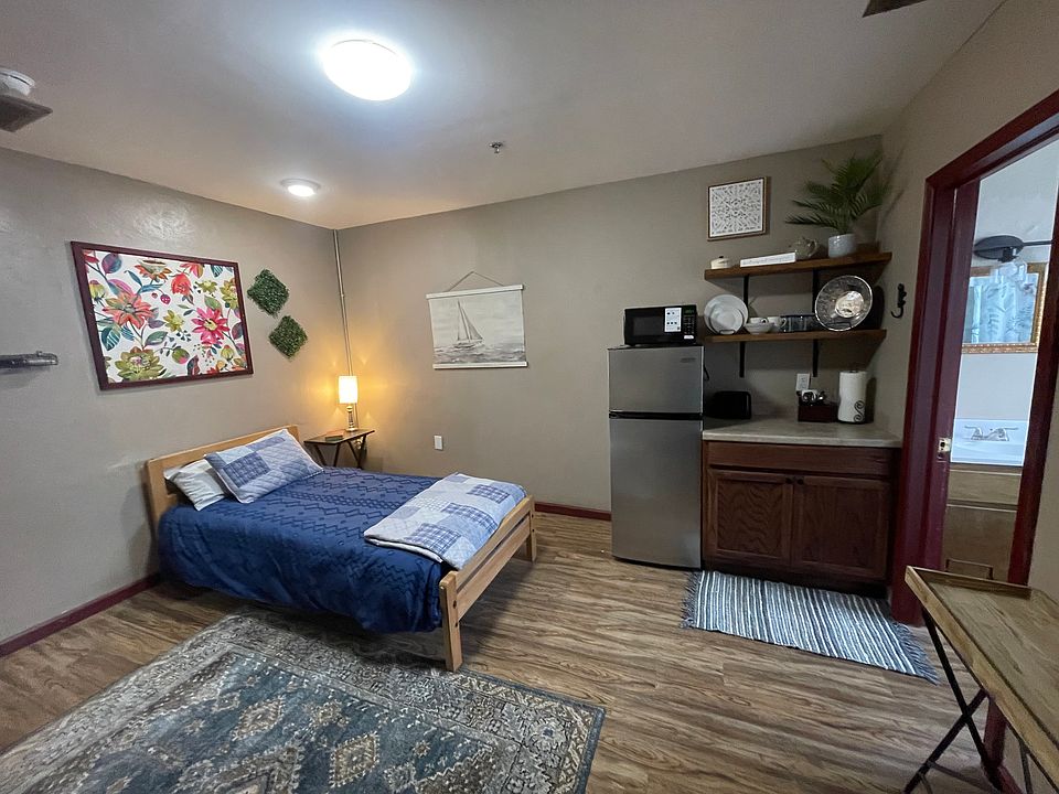 1st image of 1355 E Main St #13