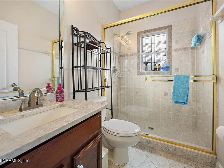 1357 Barrington Cir — Photo 21