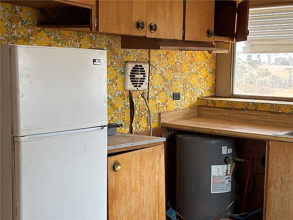 4th image of 6112 W Gladys Drive