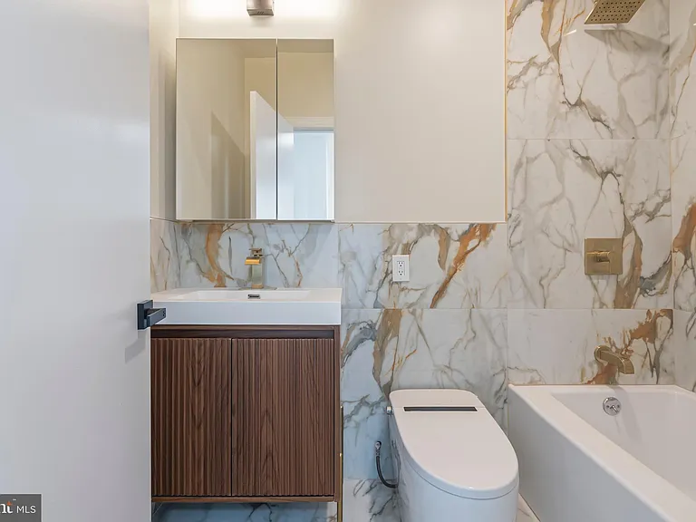 1618 S Broad St #3 — Photo 9