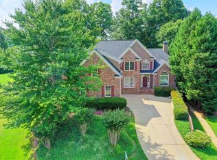 995 Sentry Ridge Xing, Suwanee, GA 30024