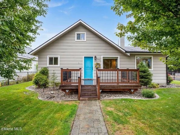 405 Sunset Dr, Pinehurst, ID 83850