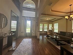 5th image of 2813 Regents Park Ln