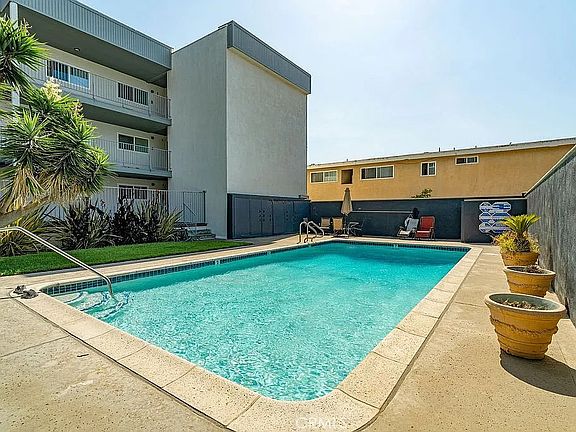 2nd image of 1321 Beryl St Unit 306