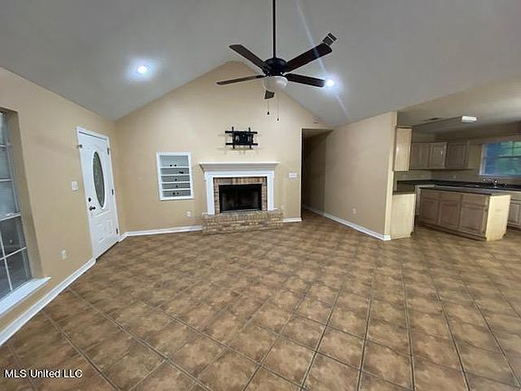 3rd image of 8305 Meadowdale Dr